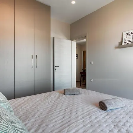 Apartment Big Blue 2 *